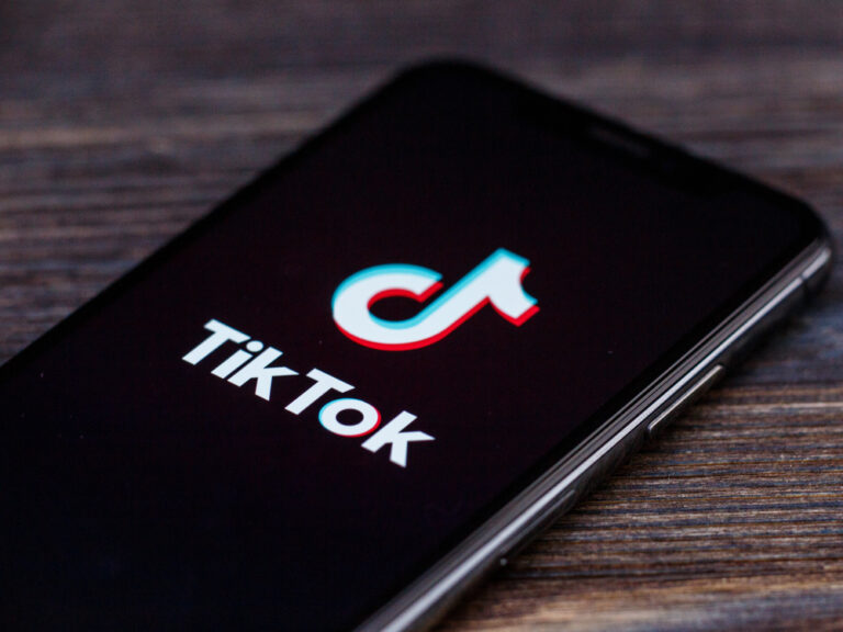 TikTok já tem mais de 800 milhões de usuários